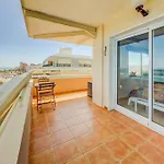 113 - Beachfront With Views, アパート フエンヒロラ