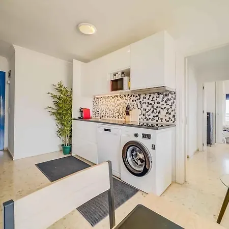 113 - Beachfront With Views,