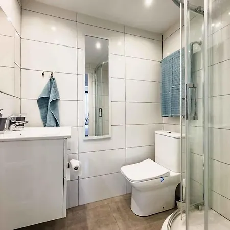 113 - Beachfront With Views, Apartment Fuengirola