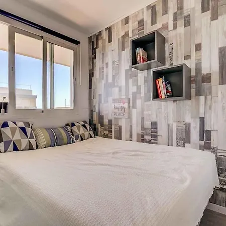 Апартаменти 113 - Beachfront With Views, Фуенхірола