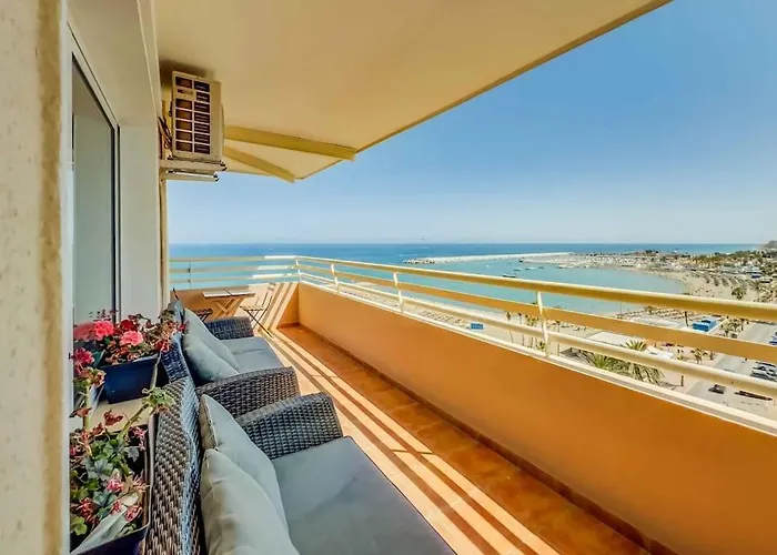 113 - Beachfront With Views, Apartment