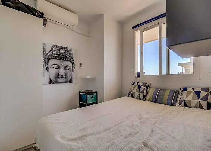 113 - Beachfront With Views,